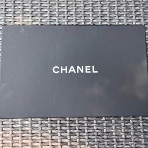 CHANEL box